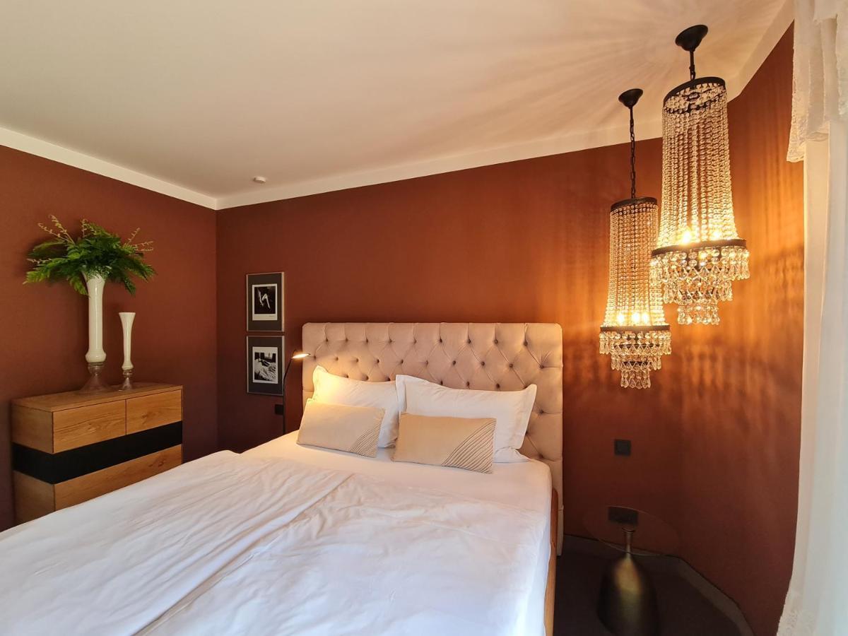 Rosendomizil Klein Venedig Hotel Malchow  Bagian luar foto